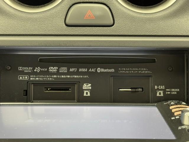 マーチ １２Ｘ　ＤＶＤ再生　後カメラ　ＥＴＣ車載器　イモビ　スマートキープッシュスタート　アイストップ　ナビＴＶ　記録簿付き　運転席助手席エアバック　パワーウインド　パワステ　ＡＢＳ　キーレスエントリー　メモリーナビ（8枚目）