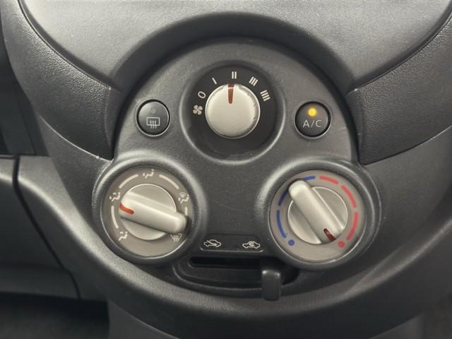 マーチ １２Ｘ　ＤＶＤ再生　後カメラ　ＥＴＣ車載器　イモビ　スマートキープッシュスタート　アイストップ　ナビＴＶ　記録簿付き　運転席助手席エアバック　パワーウインド　パワステ　ＡＢＳ　キーレスエントリー　メモリーナビ（10枚目）