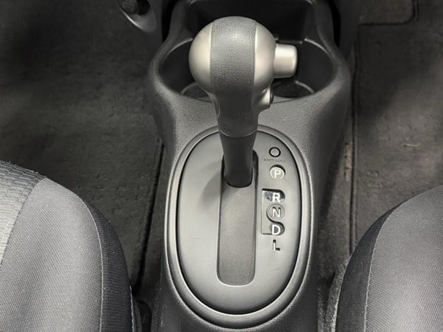 マーチ １２Ｘ　ＤＶＤ再生　後カメラ　ＥＴＣ車載器　イモビ　スマートキープッシュスタート　アイストップ　ナビＴＶ　記録簿付き　運転席助手席エアバック　パワーウインド　パワステ　ＡＢＳ　キーレスエントリー　メモリーナビ（13枚目）