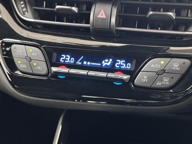 Ｃ－ＨＲ Ｇ　ハーフ革　ＴＳＳ　ワンオナ　アイドルストップ　定期点検記録簿　ＬＥＤヘッド　バックモニタ　イモビライザー　ナビ＆ＴＶ　ＥＴＣ付　キーフリーシステム　スマキー　横滑り防止機能　クルーズＣ　ワンセグＴＶ（10枚目）