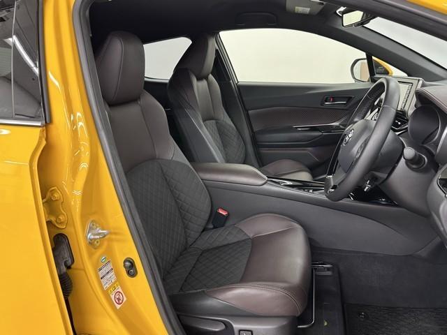 Ｃ－ＨＲ Ｇ　ハーフ革　ＴＳＳ　ワンオナ　アイドルストップ　定期点検記録簿　ＬＥＤヘッド　バックモニタ　イモビライザー　ナビ＆ＴＶ　ＥＴＣ付　キーフリーシステム　スマキー　横滑り防止機能　クルーズＣ　ワンセグＴＶ（17枚目）