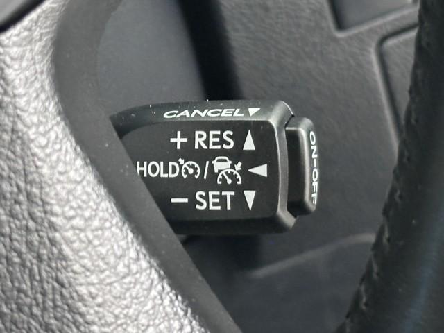 ヴェルファイア ２．５Ｚ　ゴールデンアイズ　ＥＴＣ付き　地デジ　１オーナー　ＤＶＤ　Ｂカメラ　両側自動ドア　Ｄレコ　ＡＣ１００Ｖ　オートクルーズ　メモリーナビ　ＬＥＤヘッドランプ　アルミ　３列シート　ミュージックプレイヤー接続可　キーレス（12枚目）