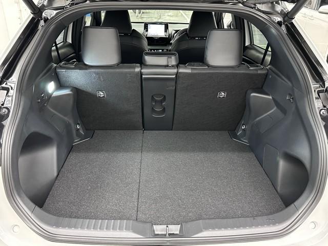 ヤリスクロス ハイブリッドＧ　ＴＳＳ　１００Ｖ　イモビライザー　バックモニタ－　記録簿有　エアコン　ＬＥＤヘッドライト　インテリキー　フルセグＴＶ　パワーウィンド　ワンオーナ　Ｗエアバック　オートクルーズ　メディアプレイヤー接続（17枚目）