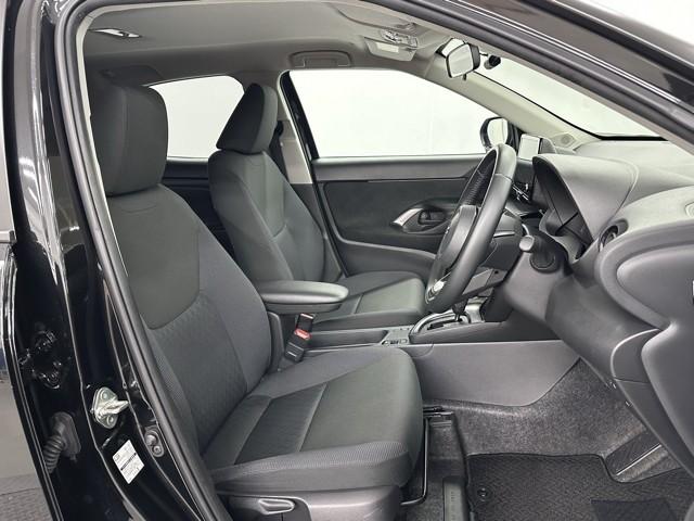 ヤリスクロス Ｇ　ＥＴＣ装備　リヤカメラ　点検記録簿　スマートエントリー　イモビライザー　オートエアコン　アルミホイール　キーレス　パワーウィンドウ　クルコン　ＡＢＳ　ドライブレコーダー　エアバッグ　パワーステアリング（14枚目）