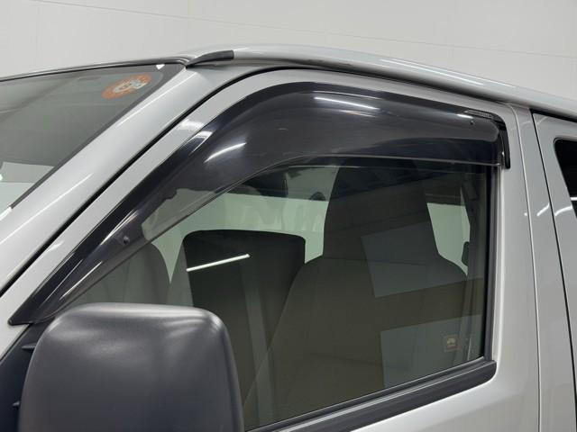 ハイエースバン ロングＤＸ　ブレーキサポート　リアカメラ　ＰＷ　運転席エアバッグ　ナビテレビ　横滑り防止　整備点検記録簿　イモビ付　パワーステアリング　エアコン　ミュージックプレイヤー接続可　ＡＢＳ　キーレス　ワンセグテレビ（17枚目）