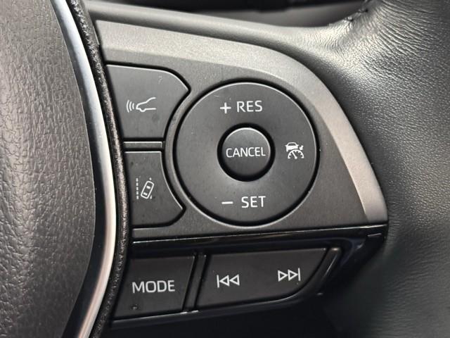 ハリアーハイブリッド Ｚ　レザーパッケージ　ナビＴＶ　ＬＥＤライト　本革　エアコン　横滑り防止　ドラレコ付　クルーズコントロール　Ｐシート　ガラスルーフ　メディアプレイヤー接続　キーレスエントリー　フルセグテレビ　アルミ　１オーナー　４ＷＤ（11枚目）