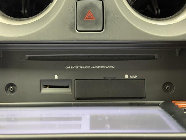 ノート Ｘ　レーダーブレーキサポート　メディアプレイヤー接続　ＥＴＣ搭載　記録簿付き　スマトキー　セキュリティーアラーム　キーレス　運転席助手席エアバッグ　ナビＴＶ　横滑防止　バックカメラ　エアコン　ＡＢＳ（8枚目）