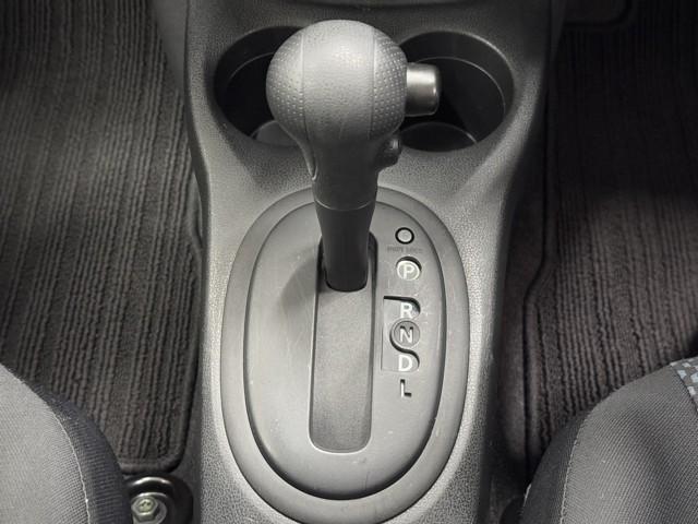 ノート Ｘ　レーダーブレーキサポート　メディアプレイヤー接続　ＥＴＣ搭載　記録簿付き　スマトキー　セキュリティーアラーム　キーレス　運転席助手席エアバッグ　ナビＴＶ　横滑防止　バックカメラ　エアコン　ＡＢＳ（12枚目）