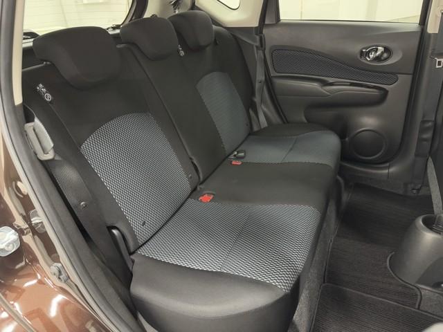 ノート Ｘ　レーダーブレーキサポート　メディアプレイヤー接続　ＥＴＣ搭載　記録簿付き　スマトキー　セキュリティーアラーム　キーレス　運転席助手席エアバッグ　ナビＴＶ　横滑防止　バックカメラ　エアコン　ＡＢＳ（16枚目）