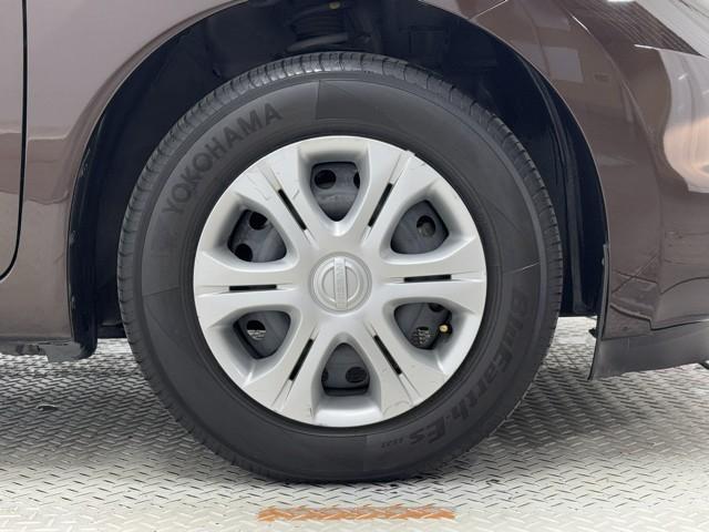 ノート Ｘ　レーダーブレーキサポート　メディアプレイヤー接続　ＥＴＣ搭載　記録簿付き　スマトキー　セキュリティーアラーム　キーレス　運転席助手席エアバッグ　ナビＴＶ　横滑防止　バックカメラ　エアコン　ＡＢＳ（18枚目）