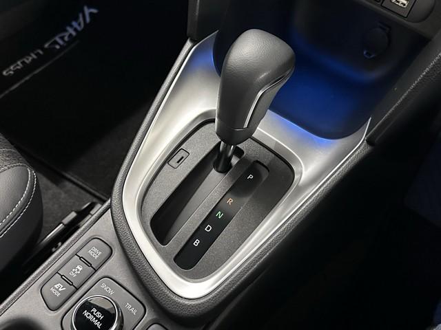 ヤリスクロス ハイブリッドＺ　クルーズＣ　横滑防止装置　リアカメラ　ワンオーナー車　ＬＥＤライト　メモリーナビゲーション　点検記録簿　盗難防止装置　電動シート　ＡＷ　キーレス　スマートキー　ＡＢＳ　ナビ　４ＷＤ　ＥＴＣ　エアバッグ（10枚目）