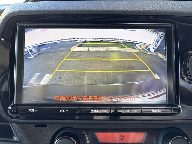 ヴィッツ ＧＲスポーツＧＲ　オートエアコン　記録簿　イモビライザー　ＬＥＤヘッド　地上デジタル　メモリーナビ　アルミホイール　ナビ＆ＴＶ　バックモニター　ＤＶＤ再生　ミュージックプレイヤー接続可　スマートキー＆プッシュスタート（9枚目）