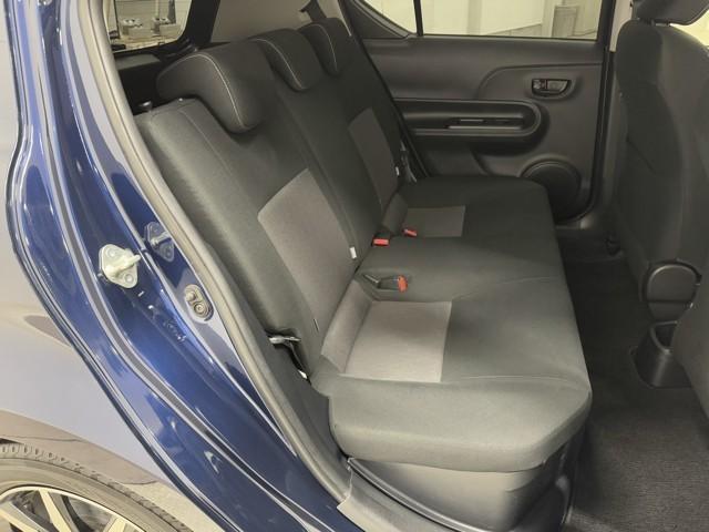 アクア Ｓスタイルブラック　ＡＵＸ端子　記録簿あり　バックモニタ－　地デジフルセグ　ナビＴＶ　イモビライザー　ＬＥＤライト　スマートキープッシュスタート　１オーナー　アルミホイール　ＥＴＣ付き　Ｗエアバッグ　キーフリ　ＡＢＳ（15枚目）