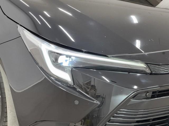 ���邢���C�g���铹�𖾂邭�Ƃ炵�Ă���܂��B�@�^�]�����ŁA���H�󋵂������ɑ����F���ł��邩�d�v�ȃ|�C���g�ł��B�@���F�����Â��������邭�Ƃ炵�Ă���܂���B