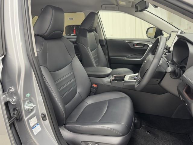 ＲＡＶ４ ハイブリッドＧ　衝突被害軽減装置　ドライブレコーダ　ワンオーナ－　バックモニター　整備記録簿　地デジＴＶ　ＬＥＤヘッドライト　スマキー　電動シ－ト　ＡＷＤ　ＴＶナビ　パワステ　横滑り防止装置　クルコン　ＡＡＣ　ＡＷ（15枚目）