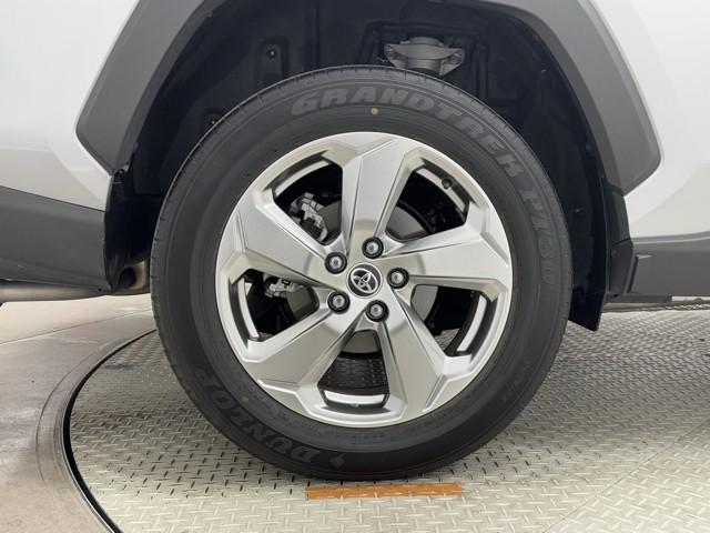 ＲＡＶ４ ハイブリッドＧ　衝突被害軽減装置　ドライブレコーダ　ワンオーナ－　バックモニター　整備記録簿　地デジＴＶ　ＬＥＤヘッドライト　スマキー　電動シ－ト　ＡＷＤ　ＴＶナビ　パワステ　横滑り防止装置　クルコン　ＡＡＣ　ＡＷ（19枚目）