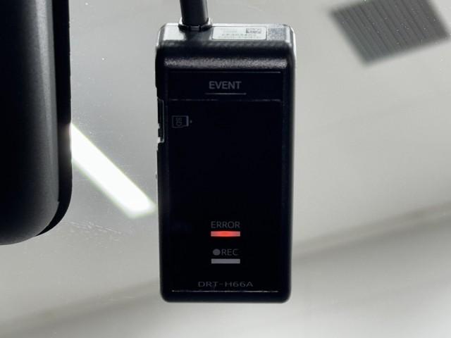 アクア Ｚ　ＬＥＤヘッドライト　スマートキー　１００Ｖ電源　イモビライザー　アルミホイール　ドライブレコーダー　オートクルーズコントロール　点検記録簿　フルセグＴＶ　エアコン　ＥＳＣ　ナビ＆ＴＶ　ＥＴＣ　キーレス（9枚目）