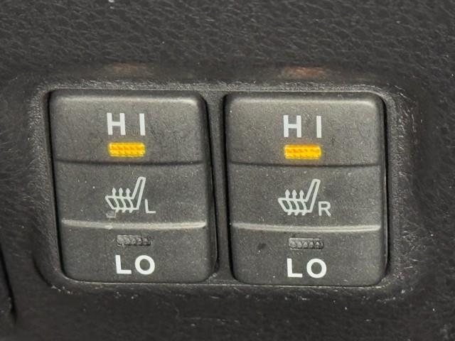 エスクァイア ハイブリッドＧｉ　Ｒカメラ　ＡＡＣ　ナビ＆ＴＶ　リアエアコン　記録簿付き　地デジ　アイドルストップ　クルーズコントロール　ＬＥＤライト　キーレスエントリー　スマートキー付　ＤＶＤ再生可　エアバック　横滑防止装置　ＥＴＣ（14枚目）