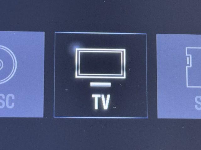 アクア Ｇ　ＧＲスポーツ・１７インチパッケージ　プリクラ　Ｂモニター　１オーナー車　ナビＴＶ　スマートキー＆プッシュスタート　フルセグテレビ　キーレス　記録簿　クルコン　ＤＶＤ再生　盗難防止システム　ＡＷ　ＥＴＣ　ＡＢＳ　オートエアコン　エアバッグ（8枚目）