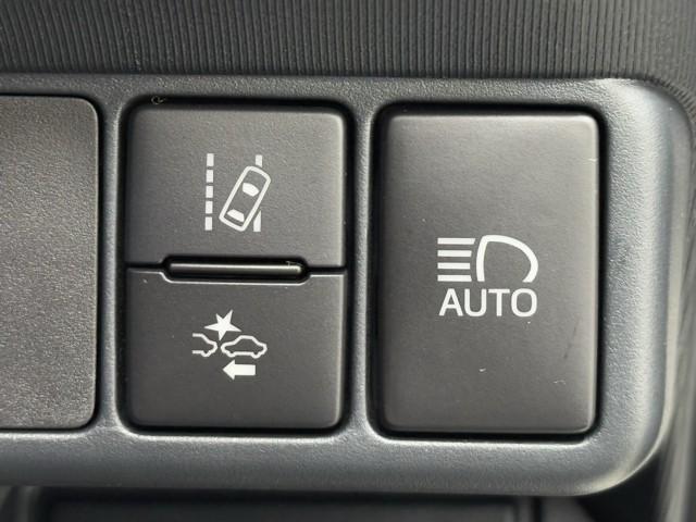 アクア Ｇ　ＧＲスポーツ・１７インチパッケージ　プリクラ　Ｂモニター　１オーナー車　ナビＴＶ　スマートキー＆プッシュスタート　フルセグテレビ　キーレス　記録簿　クルコン　ＤＶＤ再生　盗難防止システム　ＡＷ　ＥＴＣ　ＡＢＳ　オートエアコン　エアバッグ（13枚目）