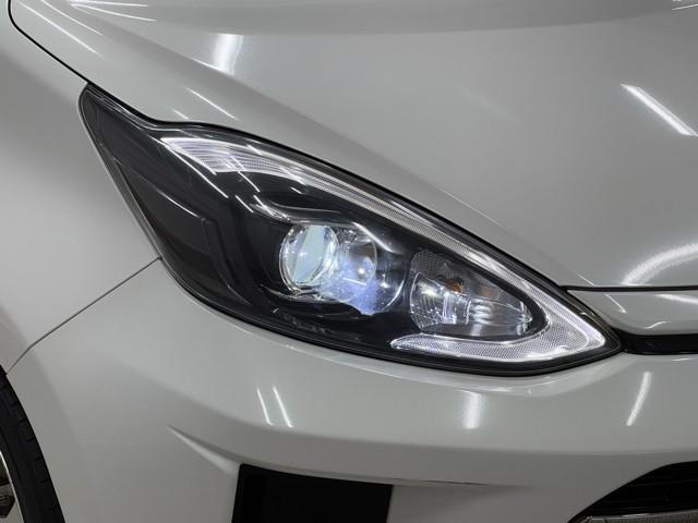 アクア Ｇ　ＧＲスポーツ・１７インチパッケージ　プリクラ　Ｂモニター　１オーナー車　ナビＴＶ　スマートキー＆プッシュスタート　フルセグテレビ　キーレス　記録簿　クルコン　ＤＶＤ再生　盗難防止システム　ＡＷ　ＥＴＣ　ＡＢＳ　オートエアコン　エアバッグ（19枚目）