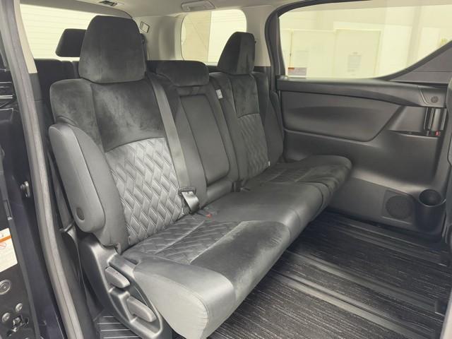 アルファード ２．５Ｓ　両側電動パワースライドドア　地上デジタル　Ｗエアコン　フルオートエアコン　盗難防止システム　横滑り防止　ＡＷ　クルーズＣ　ナビ＆ＴＶ　パワーステアリング　メモリナビ　点検記録簿　ＬＥＤランプ　ＷエアＢ（16枚目）