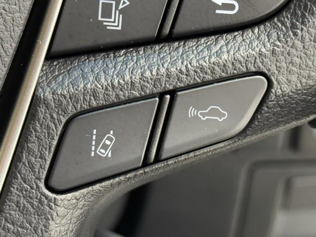 アルファードハイブリッド Ｘ　両電動ドア　ＬＥＤヘッドライト　ドラレコ　１オーナ　横滑り防止　ＥＴＣ車載器　クルコン　リアオートエアコン　ミュージックプレイヤー接続可　メモリーナビ　キーレス　ナビ＆ＴＶ　４ＷＤ　ＤＶＤ再生　ＰＳ（12枚目）