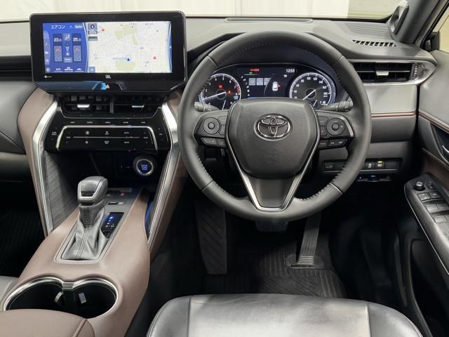 ハリアー Ｚ　盗難防止　運転席パワーシート　地デジ　横滑防止装置　リアビューカメラ　ヘッドライトＬＥＤ　アルミホイール　点検記録簿　Ｗエアバッグ　キーレス　ドラレコ付き　スマートキ－　サイドエアバッグ　エアコン（4枚目）