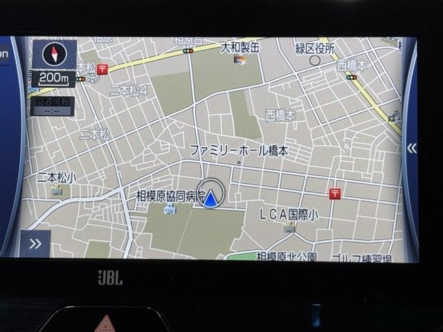 ハリアー Ｚ　盗難防止　運転席パワーシート　地デジ　横滑防止装置　リアビューカメラ　ヘッドライトＬＥＤ　アルミホイール　点検記録簿　Ｗエアバッグ　キーレス　ドラレコ付き　スマートキ－　サイドエアバッグ　エアコン（5枚目）