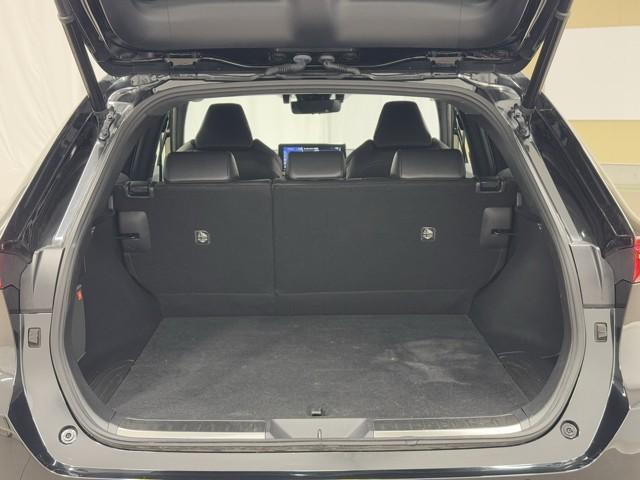 ハリアー Ｚ　盗難防止　運転席パワーシート　地デジ　横滑防止装置　リアビューカメラ　ヘッドライトＬＥＤ　アルミホイール　点検記録簿　Ｗエアバッグ　キーレス　ドラレコ付き　スマートキ－　サイドエアバッグ　エアコン（16枚目）