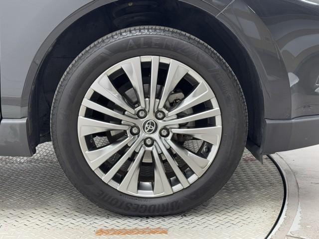 ハリアー Ｚ　盗難防止　運転席パワーシート　地デジ　横滑防止装置　リアビューカメラ　ヘッドライトＬＥＤ　アルミホイール　点検記録簿　Ｗエアバッグ　キーレス　ドラレコ付き　スマートキ－　サイドエアバッグ　エアコン（18枚目）