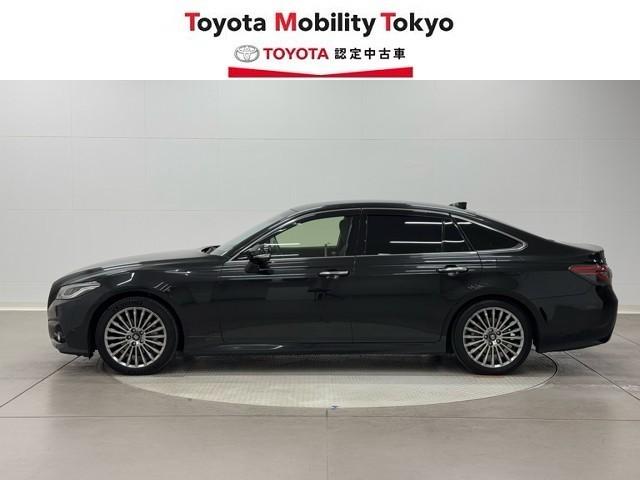 クラウンハイブリッド Ｇ　本革シート　アルミ　ＬＥＤヘッド　キーフリー　記録簿　横滑り防止機能　ＤＶＤ　ＥＴＣ　オートエアコン　ＡＵＸ　ＡＢＳ　メモリナビ　盗難防止装置　エアバッグ　オートクルーズコントロール　ドラレコ（3枚目）