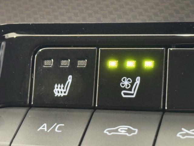 プリウス Ｚ　Ｒカメラ　フルセグ地デジＴＶ　フルオートエアコン　サイドエアバッグ　ＥＳＣ　パワーステアリング　アルミ　Ｐシート　インテリキー　ＡＣ１００　オートクルーズコントロール　パワーウインドウ　ＴＶ　ＥＴＣ付（13枚目）