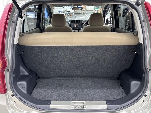 �ƂĂ��L�X�A�傫�ȊJ�����̉׎��X�y�[�X�ł��ˁB�@�J�����L�X������A�傫�ȉו����y�X���[�o�����Ⴂ�܂��ˁB�@�ו��X�y�[�X�͍L���ق��������ł���ˁB