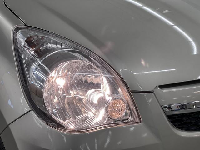 ���邢���C�g���铹�𖾂邭�Ƃ炵�Ă���܂��B�@�^�]�����ŁA���H�󋵂������ɑ����F���ł��邩�d�v�ȃ|�C���g�ł��B�@���F�����Â��������邭�Ƃ炵�Ă���܂���B