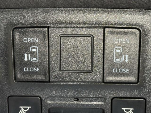 ノア ハイブリッドＳ－Ｇ　地デジフルセグＴＶ　ＡＣ１００Ｖ電源　ナビ＆ＴＶ　左右パワースライドドア　リアエアコン　アルミホイール　盗難防止装置　ＬＥＤランプ　横滑り防止　クルーズコントロール　バックモニター　スマートキー（13枚目）