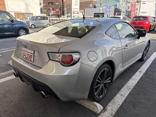 ���Ђł́A���w����̃A�t�^�[�T�[�r�X���p�����Ă��񋟂ł���u�����E��t�E�_�ސ�E��ʁE���E�R���v�̂��q�l�ւ̔̔��Ɍ��肳���Ă��������Ă���܂��B