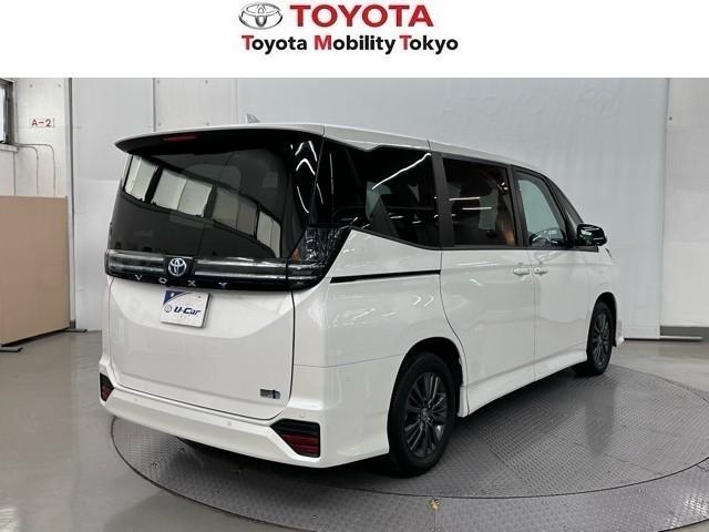 ヴォクシー ハイブリッドＳ－Ｇ　ドライブレコーダ　ＡＢＳ　イモビライザー　インテリキー　エアバッグ　メモリナビ　ＤＶＤプレーヤー　両側パワースライドドア　１００Ｖ電源　リアオートエアコン　ＬＥＤライト　地デジＴＶ　キーレス　記録簿（2枚目）