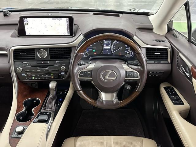 �V�b�N�ȐF�g���̉^�]�Ȏ���ł��ˁB��������Ƃ����f�U�C���ŏ�i�ȐF�g���ł��B���S�n�̗ǂ��^�]�ȁA���������Ă��郊���b�N�X�ł���f�U�C���������ł��ˁB