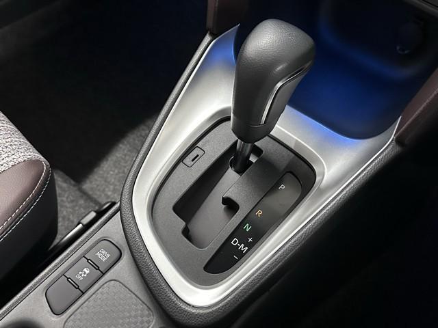 ヤリスクロス Ｚ　点検記録簿　横滑り防止機能　クルーズＣ　イモビ　ダブルエアバック　パワステ　アルミ　Ｂモニター　カーテンエアバッグ　エアコン　キーフリー　エアバッグ　ＬＥＤヘット　メディアプレイヤー接続　ＡＢＳ（9枚目）