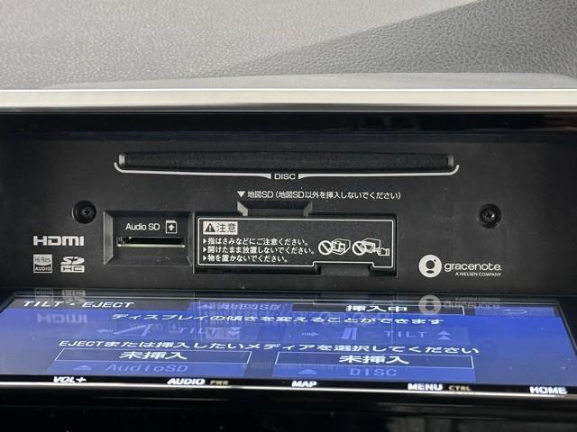 シエンタ Ｇ　セーフティーエディションＩＩ　プリクラッシュ　盗難防止システム　ウォークスルー　オートエアコン　横滑り防止装置　両側Ｐドア　地デジＴＶ　ＡＢＳ　ＥＴＣ車載器　キーレスエントリー　メモリ－ナビ　ＬＥＤヘッド　ＤＶＤ　ＰＳ　３列シート（9枚目）