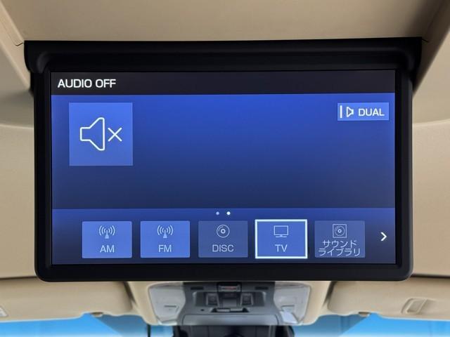 アルファードハイブリッド エグゼクティブラウンジS 地上デジタル 横滑り防止機能 LED 両側電動スライドドア DVDプレーヤー アルミ レザーシート 100V電源 クルーズコントロール 電動シート スマートキー ダブルエアコン 4WD ETC ABS(18枚目)