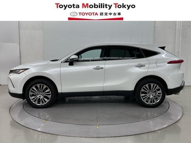 ハリアー Ｚ　イモビライザー　横滑り防止機能　整備記録簿　助手席エアバッグ　アルミホイール　クルコン　ナビテレビ　ドラレコ付き　スマートキ－　エアコン　キーレス　サイドエアバッグ　ＡＢＳ　メディアプレイヤー接続（3枚目）