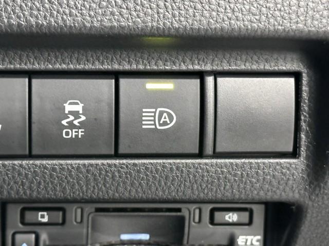 ハリアー Ｚ　イモビライザー　横滑り防止機能　整備記録簿　助手席エアバッグ　アルミホイール　クルコン　ナビテレビ　ドラレコ付き　スマートキ－　エアコン　キーレス　サイドエアバッグ　ＡＢＳ　メディアプレイヤー接続（13枚目）