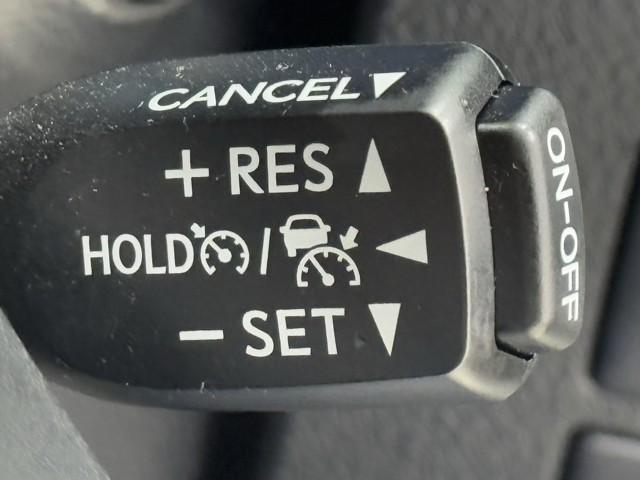 アルファード ２．５Ｘ　フルフラットシート　Ｂカメ　盗難防止システム　オートクルーズ　サイドエアバッグ　メモリナビ　ダブルエアコン　ＬＥＤヘッドライト　ナビ　ＥＳＣ　ＥＴＣ車載器　アルミ　スマートキー　キーフリー　エアバック（9枚目）