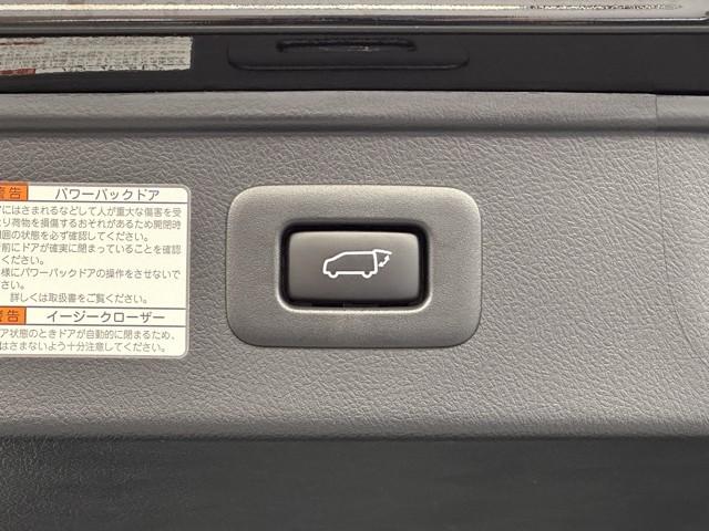 �d�����o�b�N�h�A�ł��B�@�ו����������܂܂ł��{�^����Ŏ����I�ɊJ���߂ł���̂ŕ֗��ł���B�@���ݍ��ݖh�~�@�\���t���Ă��܂��̂ł��q�l�̎��ו������ݍ��ނ̂�h���ł���܂���B