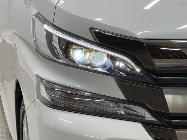 ヴェルファイア 2.5Z Aエディション ゴールデンアイズ パノラマサンルーフ 地上デジタル アルミ Bカメラ AC100V電源 クルコン ETC DVD視聴可 3列 ナビ&TV ドラレコ イモビライザー ダブルエアコン オートエアコン キーレス AUX(17枚目)