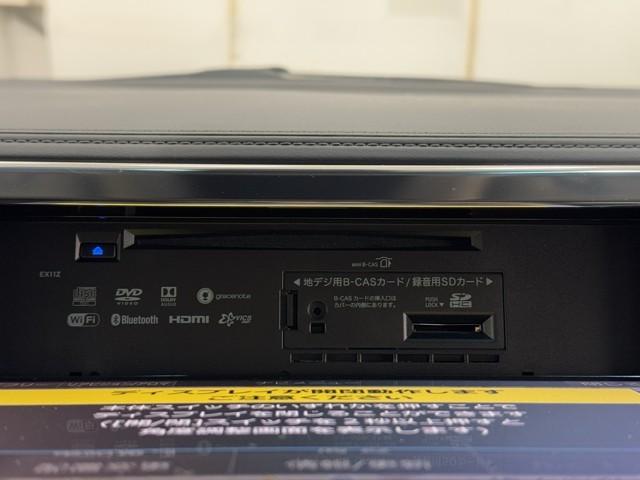 アルファード ２．５Ｓ　リアビューカメラ　地デジ　ＥＳＣ　ＡＡＣ　エアバッグ　ダブルエアコン　ＥＴＣ車載器　クルコン　メディアプレイヤー接続　フルフラットシート　キーフリー　ＬＥＤライト　助手席エアバッグ　ナビＴＶ　パワステ（10枚目）