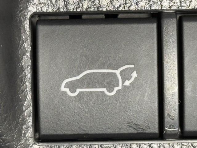 �d�����o�b�N�h�A�ł��B�@�ו����������܂܂ł��{�^����Ŏ����I�ɊJ���߂ł���̂ŕ֗��ł���B�@���ݍ��ݖh�~�@�\���t���Ă��܂��̂ł��q�l�̎��ו������ݍ��ނ̂�h���ł���܂���B