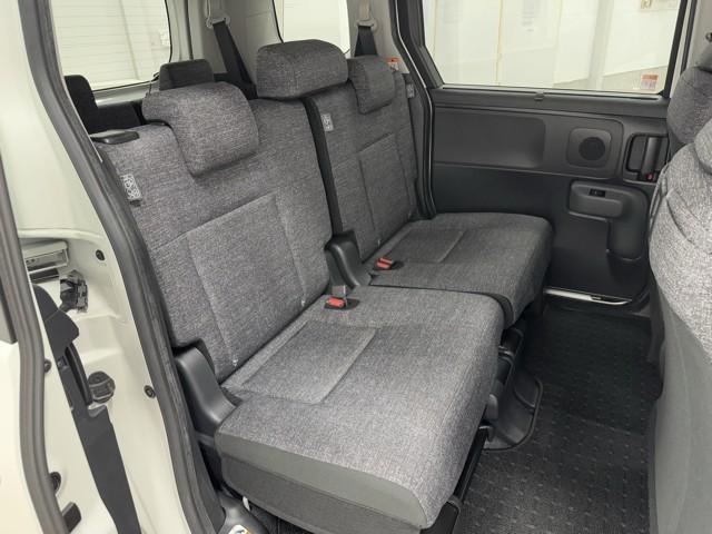 シエンタ ハイブリッドＺ　衝突軽減ブレーキシステム　スマートキーＰスタート　地上デジタル　ＡＣ１００　ＥＳＣ　オートクルーズ　テレビ　イモビ　ＥＴＣ付き　ＬＥＤライト　パワーウィンドウ　ＡＡＣ　ＷＳＲＳ　エアバッグ　キーフリー（15枚目）